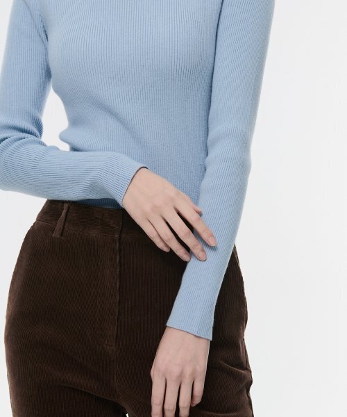 MUSINSA STANDARD WOMAN（ムシンサスタンダードウーマン）の「ウィメンズリブスリムタートルネックニット[スカイブルー]（ニット/セーター・レディース・その他・SMALL/MEDIUM/LARGE/X-SMALL）」の8枚目の写真