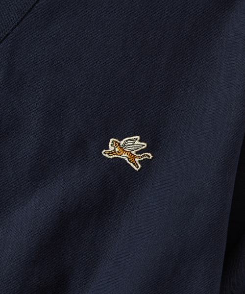 OUTSTANDING（アウトスタンディング）の「MIGHTY TIGER LOGO SWEAT_NAVY（スウェット・レディース・その他・SMALL/MEDIUM/LARGE/X-LARGE）」の15枚目の写真