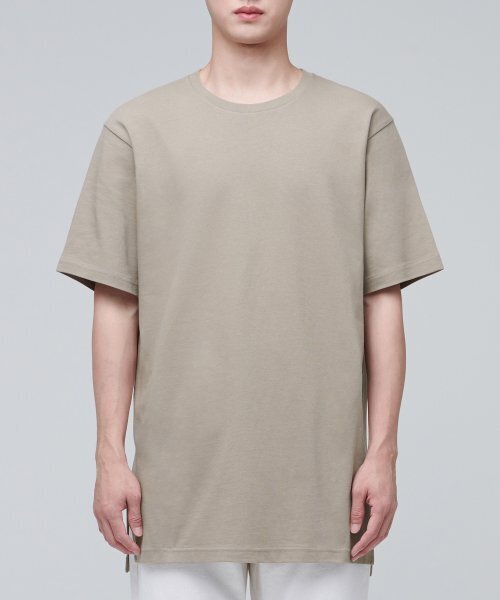 MUSINSA STANDARD（ムシンサスタンダード）の「レイヤードクルーネックTシャツ_ロング丈 [ダスティベージュ]（Tシャツ/カットソー・メンズ・その他・MEDIUM/X-SMALL/SMALL）」の2枚目の写真