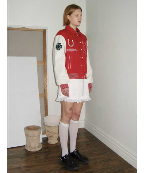 SINOON(シヌーン)の「LUCKY STAMP VARSITY JACKET (RED)(スタジャン・レディース・レッド・FREE)」の2枚目の写真