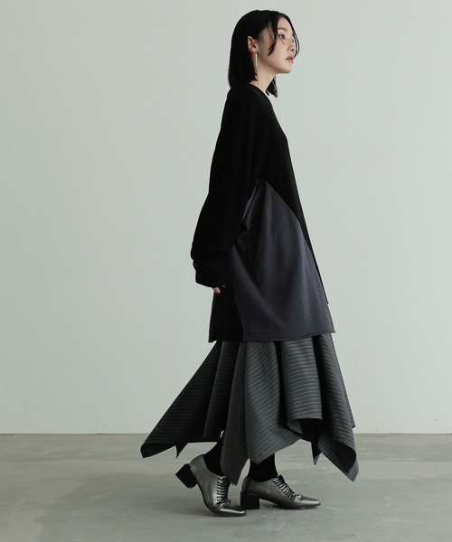 n'OrLABEL(ノアールレーベル)の「『アシンメトリックパッチフレアスカート』(スカート・レディース・ブラック/グレー・FREE)」の6枚目の写真