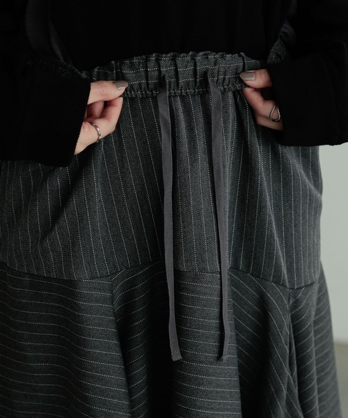 n'OrLABEL(ノアールレーベル)の「『アシンメトリックパッチフレアスカート』(スカート・レディース・ブラック/グレー・FREE)」の13枚目の写真