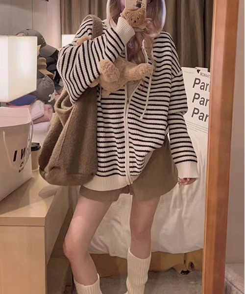 MAISON DE THERESE(メゾン ド テレーズ)の「ルーズフィット ストライプ パーカーカーディガン(カーディガン/ボレロ・レディース・アイボリー/グレー・FREE)」の21枚目の写真