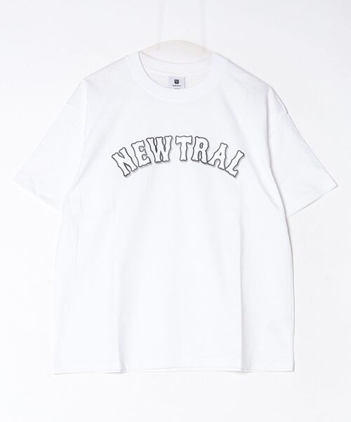 NEWTRAL(ニュートラル)の「【NEWTRAL】Shadow_Arch_Logo Tee(Tシャツ/カットソー・メンズ・ブラック/ホワイト・MEDIUM/LARGE/X-LARGE)」の7枚目の写真
