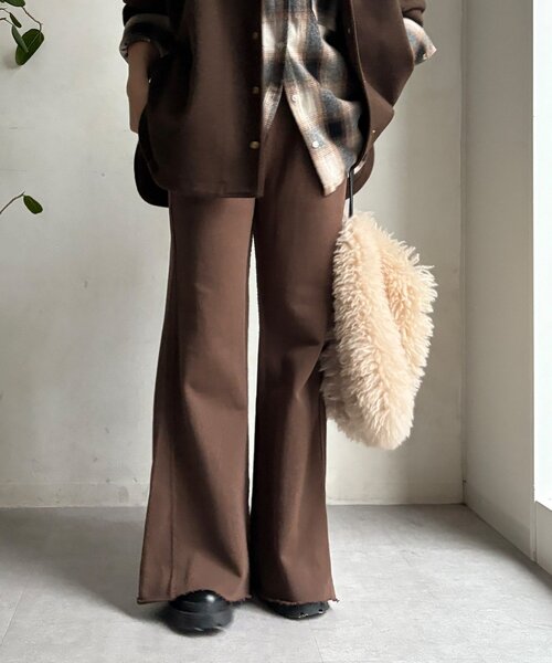 DouDou（ドゥドゥ）の「【WEB限定】セミフレア裏毛パンツ（その他パンツ・レディース・グレー/ブラウン/ブラック・FREE）」の10枚目の写真