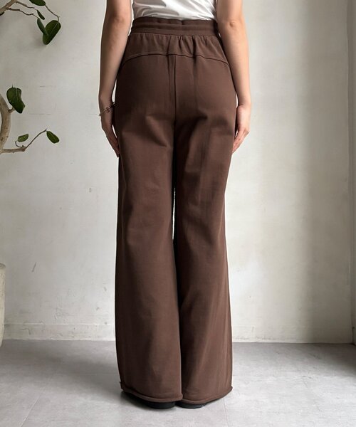 DouDou（ドゥドゥ）の「【WEB限定】セミフレア裏毛パンツ（その他パンツ・レディース・グレー/ブラウン/ブラック・FREE）」の14枚目の写真