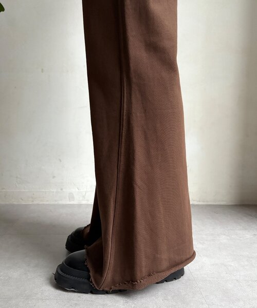 DouDou（ドゥドゥ）の「【WEB限定】セミフレア裏毛パンツ（その他パンツ・レディース・グレー/ブラウン/ブラック・FREE）」の8枚目の写真