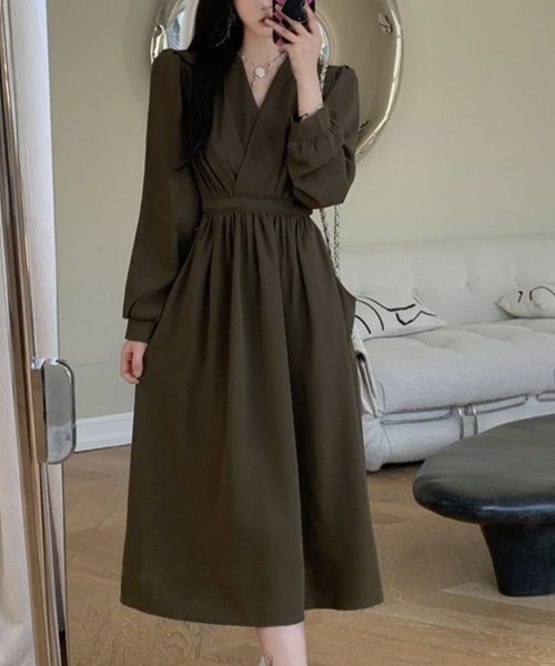 SallyLunn(サリーラン)の「ウエスト切り替えカシュクールワンピ(ワンピース・レディース・ブラック/カーキ・LARGE/MEDIUM)」の11枚目の写真