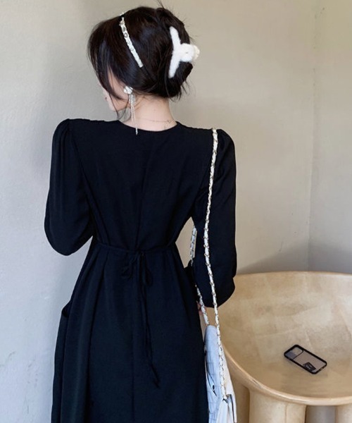 SallyLunn(サリーラン)の「ウエスト切り替えカシュクールワンピ(ワンピース・レディース・ブラック/カーキ・LARGE/MEDIUM)」の4枚目の写真