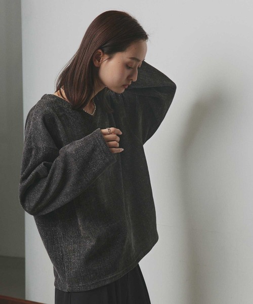 ad thie(アドティエ)の「ラメモール Vネックプルオーバー(Tシャツ/カットソー・レディース・ブラック/ライトブルー/チャコール/ブラウン・FREE)」の11枚目の写真