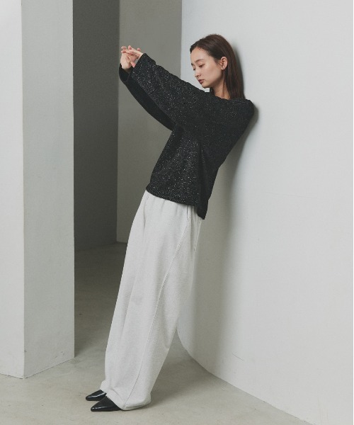 ad thie(アドティエ)の「ラメモール Vネックプルオーバー(Tシャツ/カットソー・レディース・ブラック/ライトブルー/チャコール/ブラウン・FREE)」の19枚目の写真