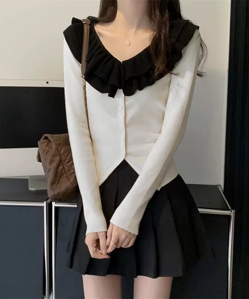 WESTSEA(ウエストシー)の「フリル襟 配色 ニットカーディガン(カーディガン/ボレロ・レディース・ブラック/ワイン/オフホワイト・FREE)」の4枚目の写真