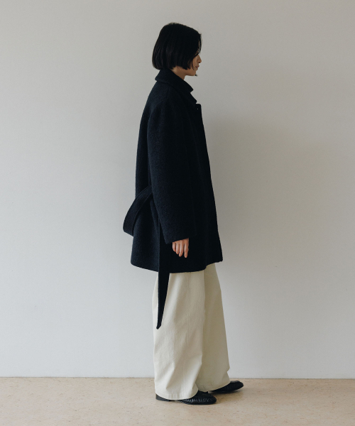 BLANKROOM HER(ブランクルームウーマン)の「ヘアリーベルトハーフコート_DEEP NAVY(チェスターコート・レディース・その他・0/1)」の4枚目の写真