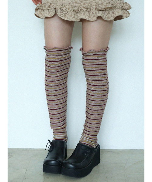 UGLY SHADOW（アグリーシャドウ）の「ニハイソックス（ストライプバーガンディ）（ソックス/靴下・レディース・その他・FREE）」の2枚目の写真