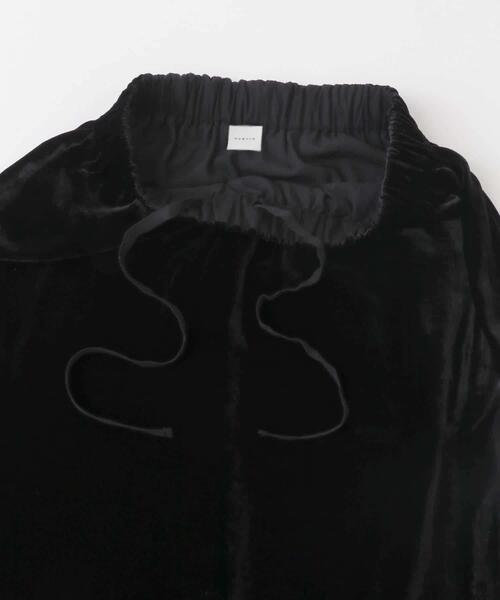かぐれ(カグレ)の「レーヨンシルクベルベットスカート(スカート・レディース・ブラック・FREE)」の15枚目の写真