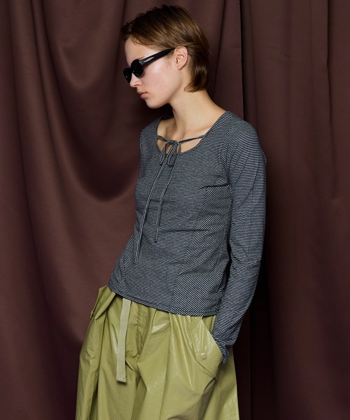 MAISON SPECIAL(メゾンスペシャル)の「2WAY Tops/2WAYトップス(Tシャツ/カットソー・レディース・ホワイト/イエロー/チャコールグレー・FREE)」の10枚目の写真