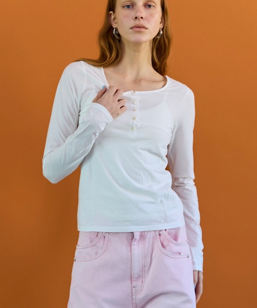 MAISON SPECIAL(メゾンスペシャル)の「2WAY Tops/2WAYトップス(Tシャツ/カットソー・レディース・ホワイト/イエロー/チャコールグレー・FREE)」の11枚目の写真