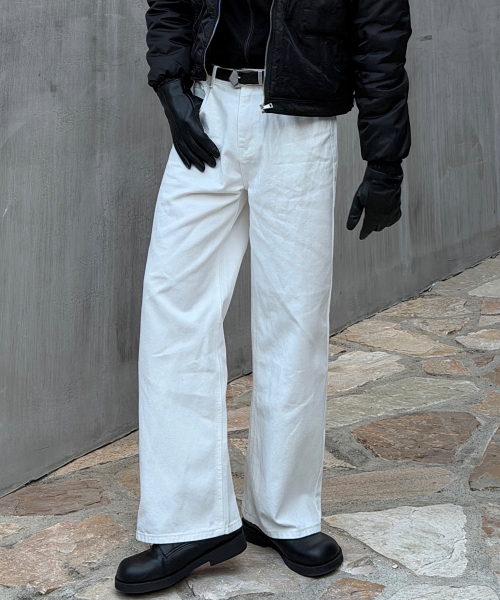 NOTUSUAL（ノットユージュアル）の「ノーマルウォッシングコットンパンツ_[ホワイト]（デニムパンツ・レディース・ホワイト・SMALL/LARGE/MEDIUM/X-LARGE）」の8枚目の写真