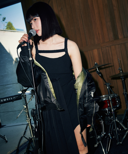 NILLRING（ニルリン）の「D06.00 Hook Point Dress_Black（ワンピース・レディース・その他・FREE）」の4枚目の写真