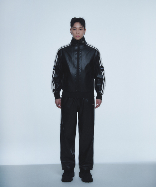 HYUNFIT(ヒョンフィット)の「PU LEATHER ICONIC TRACK JACKET(その他アウター・メンズ・その他・MEDIUM/LARGE/X-LARGE)」の4枚目の写真