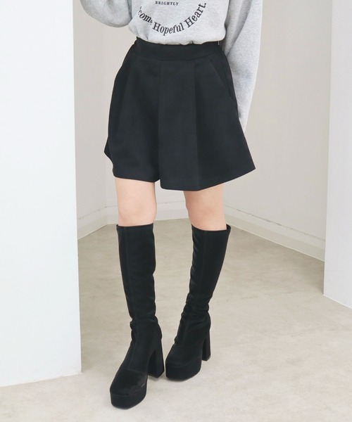 CECIL McBEE（セシルマクビー）の「スエードポンチショートパンツ（その他パンツ・レディース・ブラック・MEDIUM/LARGE）」の4枚目の写真