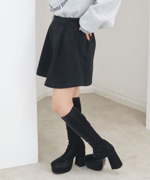 CECIL McBEE（セシルマクビー）の「スエードポンチショートパンツ（その他パンツ・レディース・ブラック・MEDIUM/LARGE）」の5枚目の写真