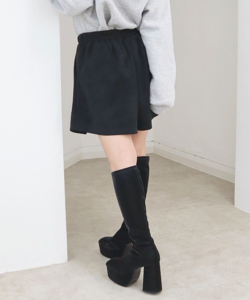 CECIL McBEE（セシルマクビー）の「スエードポンチショートパンツ（その他パンツ・レディース・ブラック・MEDIUM/LARGE）」の6枚目の写真