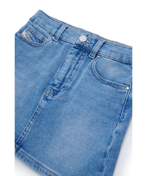 DIESEL（ディーゼル）の「キッズ ジョグ デニムスカート GIANNA JJJ（デニムスカート・キッズ・ライトインディゴブルー・6Y/12Y/10Y/8Y/14Y）」の4枚目の写真