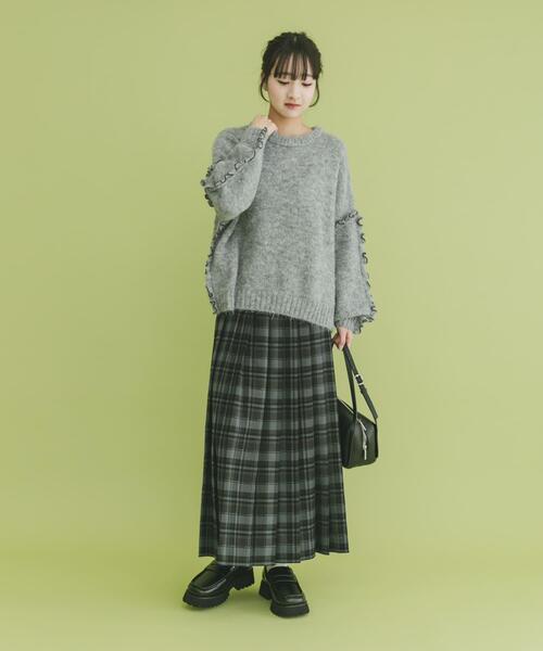 ITEMS URBANRESEARCH（アイテムズ アーバンリサーチ）の「フリルメローニット（ニット/セーター・レディース・グレー/オフホワイト/ブルー・FREE）」の22枚目の写真