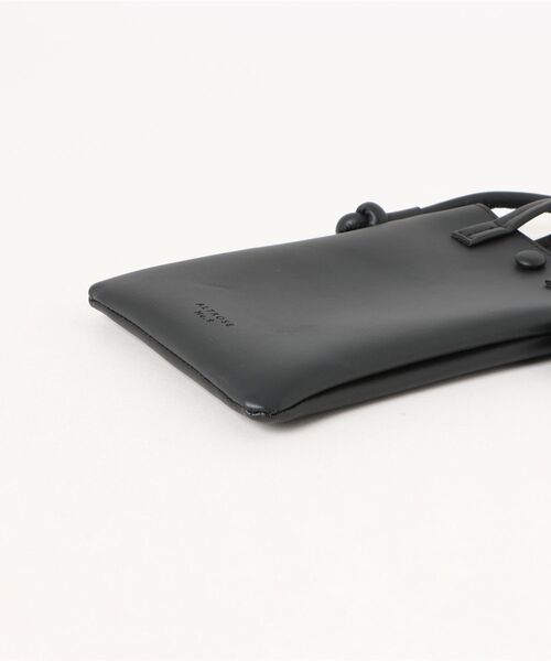 GORGE(ゴージ)の「《すっきり縦長シルエット》レディース フェイクレザー スマホショルダー ミニバッグ 2WAY 肩がけ 春夏秋冬(ショルダーバッグ・レディース・アイボリー/グレー/ブラック・F)」の11枚目の写真