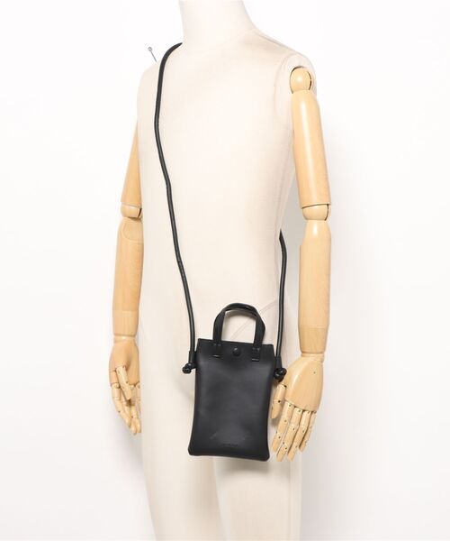 GORGE(ゴージ)の「《すっきり縦長シルエット》レディース フェイクレザー スマホショルダー ミニバッグ 2WAY 肩がけ 春夏秋冬(ショルダーバッグ・レディース・アイボリー/グレー/ブラック・F)」の15枚目の写真