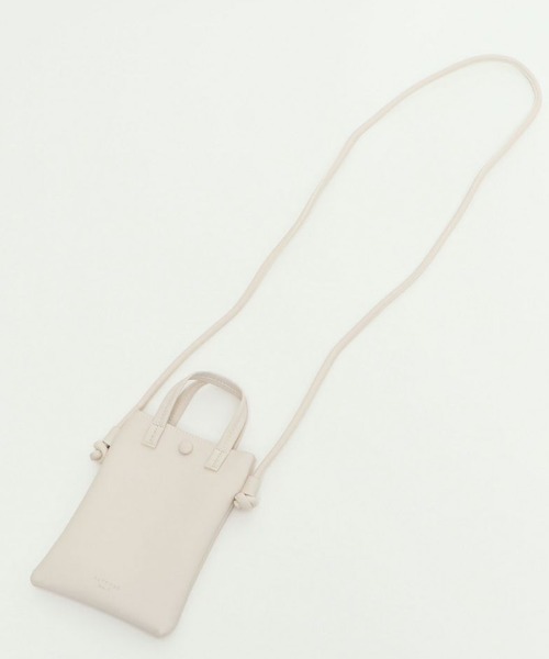 GORGE(ゴージ)の「《すっきり縦長シルエット》レディース フェイクレザー スマホショルダー ミニバッグ 2WAY 肩がけ 春夏秋冬(ショルダーバッグ・レディース・アイボリー/グレー/ブラック・F)」の1枚目の写真
