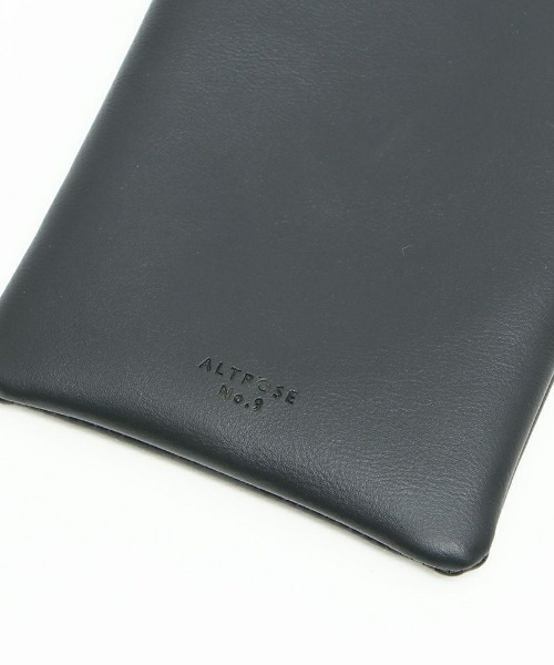 GORGE(ゴージ)の「《すっきり縦長シルエット》レディース フェイクレザー スマホショルダー ミニバッグ 2WAY 肩がけ 春夏秋冬(ショルダーバッグ・レディース・アイボリー/グレー/ブラック・F)」の4枚目の写真
