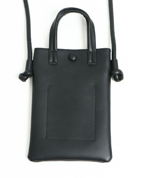 GORGE(ゴージ)の「《すっきり縦長シルエット》レディース フェイクレザー スマホショルダー ミニバッグ 2WAY 肩がけ 春夏秋冬(ショルダーバッグ・レディース・アイボリー/グレー/ブラック・F)」の6枚目の写真