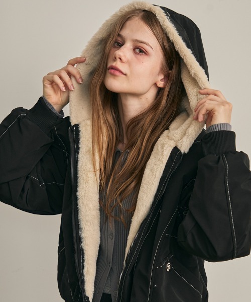 Clum(クルム)の「ファーフードフライトジャケット(ミリタリージャケット・レディース・カーキ/ブラック・LARGE/MEDIUM/SMALL)」の13枚目の写真
