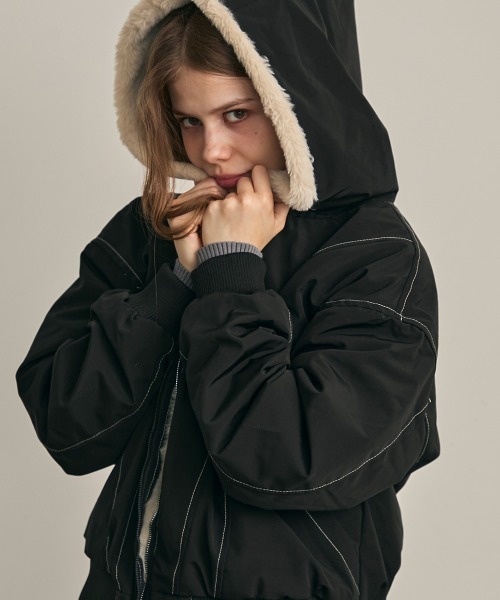 Clum(クルム)の「ファーフードフライトジャケット(ミリタリージャケット・レディース・カーキ/ブラック・LARGE/MEDIUM/SMALL)」の14枚目の写真