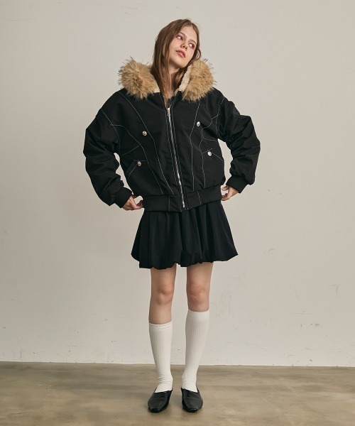 Clum(クルム)の「ファーフードフライトジャケット(ミリタリージャケット・レディース・カーキ/ブラック・LARGE/MEDIUM/SMALL)」の17枚目の写真