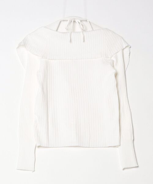 Vini(ヴィニ)の「オフショルフロントボタンニット(Tシャツ/カットソー・レディース・ホワイト/ブラック/グレー・ONESIZE)」の7枚目の写真