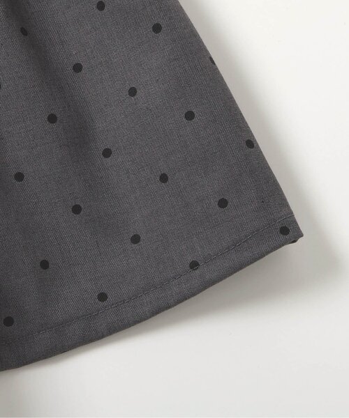 apres les cours(アプレレクール)の「フリルベストドッキングトップス_ジュニア対応(シャツ/ブラウス・キッズ・チャコール/アイボリー・80/90/100/110/120/130/140)」の3枚目の写真