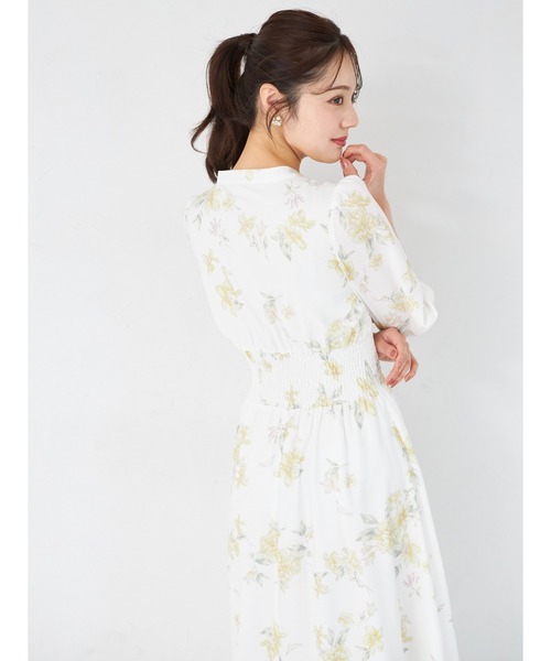 tocco closet(トッコ クローゼット)の「ウエストシャーリングスキッパーフラワープリントワンピース(ワンピース・レディース・ピンク/ライトイエロー・M)」の9枚目の写真