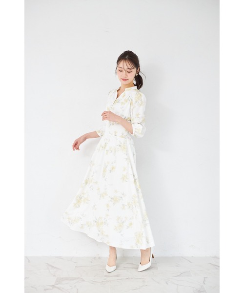 tocco closet(トッコ クローゼット)の「ウエストシャーリングスキッパーフラワープリントワンピース(ワンピース・レディース・ピンク/ライトイエロー・M)」の4枚目の写真