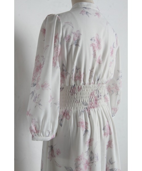 tocco closet(トッコ クローゼット)の「ウエストシャーリングスキッパーフラワープリントワンピース(ワンピース・レディース・ピンク/ライトイエロー・M)」の20枚目の写真