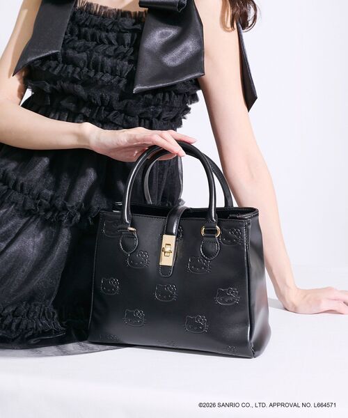 MAJESTIC LEGON（マジェスティックレゴン）の「ハローキティ クラシカルバッグ（ショルダーバッグ・レディース・アイボリー/ブラック・FREE）」の17枚目の写真