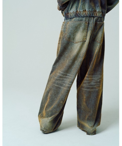 ADAM PATEK(アダムパテック)の「ADAMPATEK/velour dust wide pants/フロッキーデニムブラストワイドパンツ/(AP2528013)(デニムパンツ・レディース・ブラウン/ブラック・1/2)」の8枚目の写真