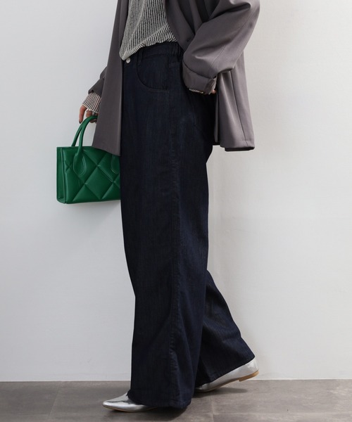 atONE(アットワン)の「ドレープワイドフレアパンツ(その他パンツ・レディース・ブルー/ワンウォッシュ/ネイビー・3L/LL/L/M/4L)」の20枚目の写真