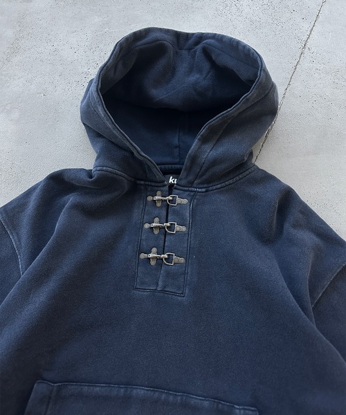 kutir（クティール）の「FIREMAN HENLEY NECK PULLOVER HOODIE／ファイヤーマンヘンリーネックプルオーバーパーカー（パーカー・メンズ・ブラウン/ブラック/ネイビー・LARGE/MEDIUM）」の22枚目の写真
