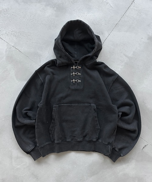 kutir（クティール）の「FIREMAN HENLEY NECK PULLOVER HOODIE／ファイヤーマンヘンリーネックプルオーバーパーカー（パーカー・メンズ・ブラウン/ブラック/ネイビー・LARGE/MEDIUM）」の9枚目の写真