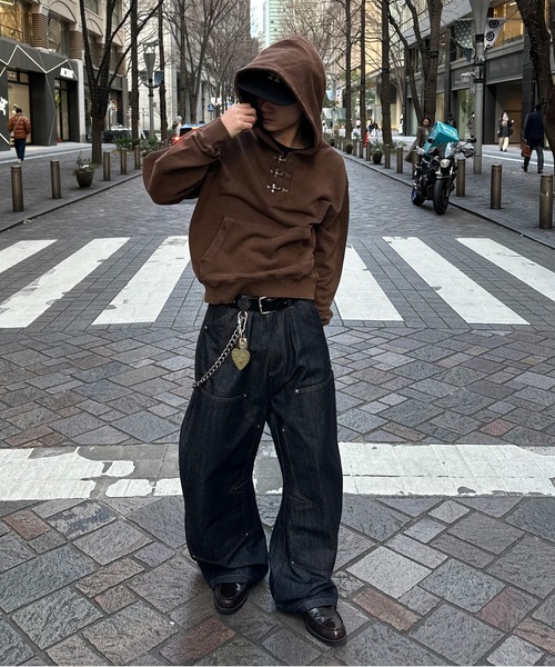 kutir（クティール）の「FIREMAN HENLEY NECK PULLOVER HOODIE／ファイヤーマンヘンリーネックプルオーバーパーカー（パーカー・メンズ・ブラウン/ブラック/ネイビー・LARGE/MEDIUM）」の16枚目の写真