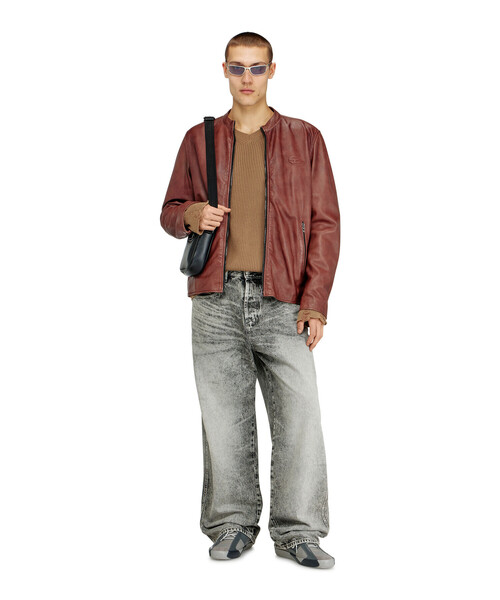 DIESEL(ディーゼル)の「メンズ デニムパンツ 1997 D-ENIM-M-S2 L.32(デニムパンツ・メンズ・ブラック系その他・28inch/30inch/26inch/32inch/24inch)」の9枚目の写真