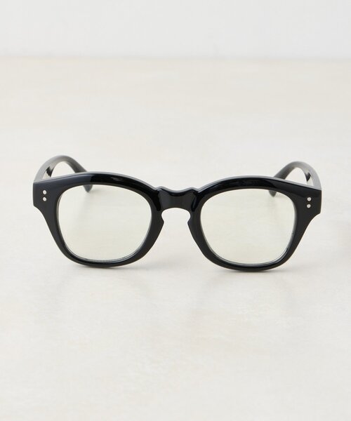 WHIMSIC(ウィムジック)の「【UNISEX/調光レンズ】ウェリントングラス フォトクロミックレンズ(サングラス・レディース・グレー/ブラック・ONE SIZE)」の2枚目の写真